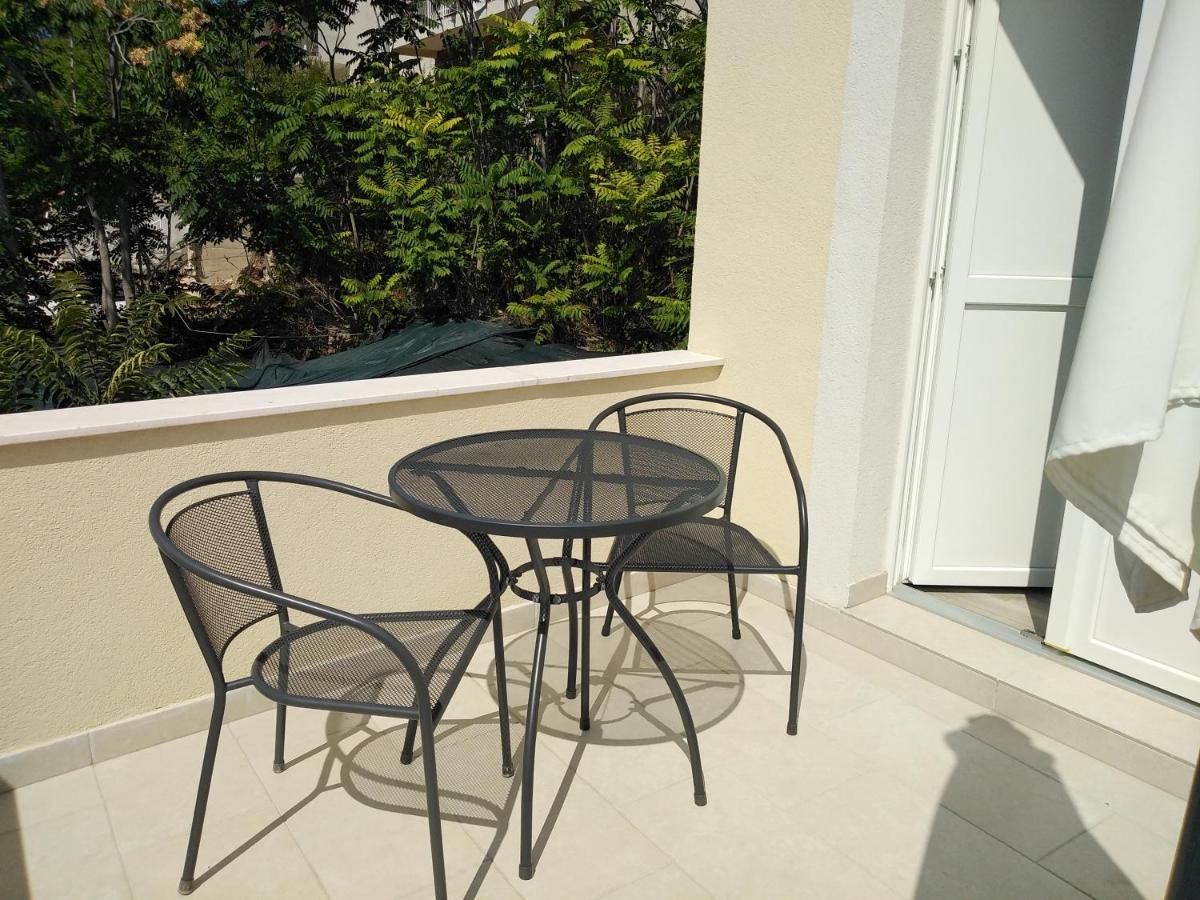 Lemon House Ξενοδοχείο Βις Εξωτερικό φωτογραφία