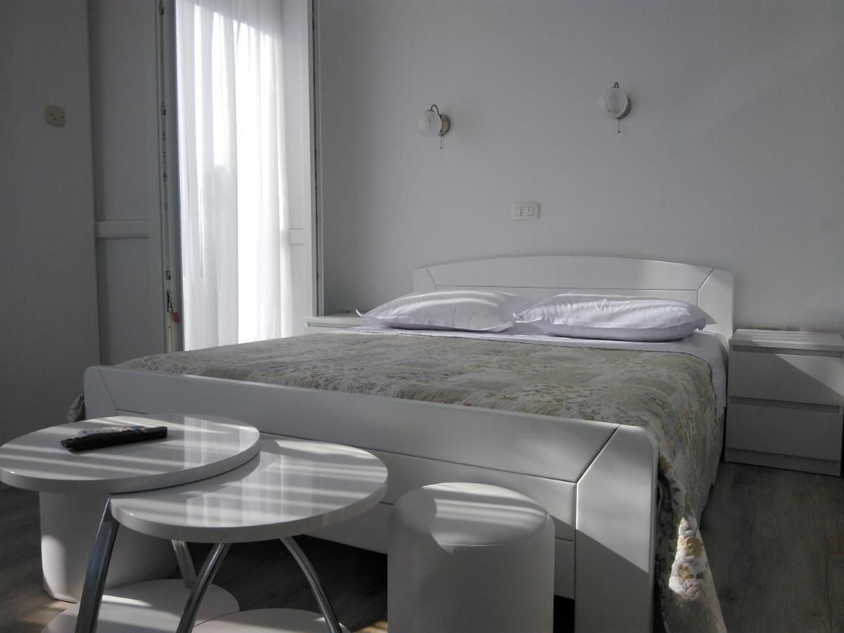 Lemon House Ξενοδοχείο Βις Εξωτερικό φωτογραφία